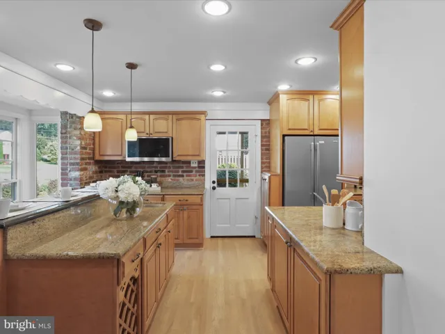 4106 Breezewood Ln, Annandale, Virginia 22003