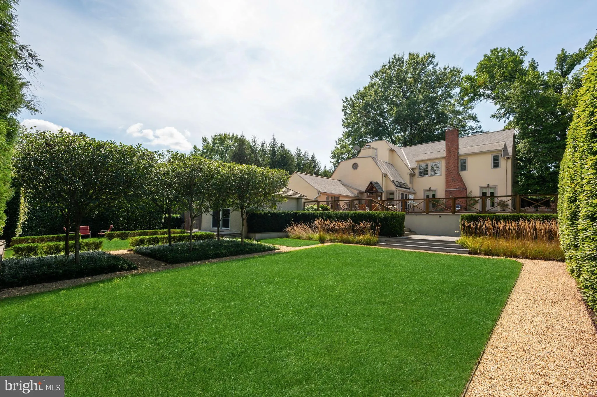 2927 44TH STREET, Washington, DC 20016