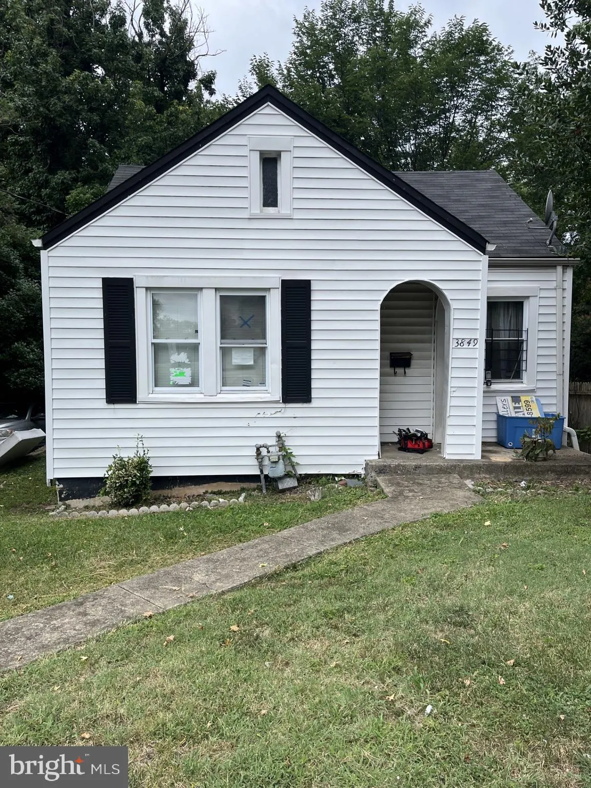 3849 HALLEY TERRACE, Washington, DC 20032