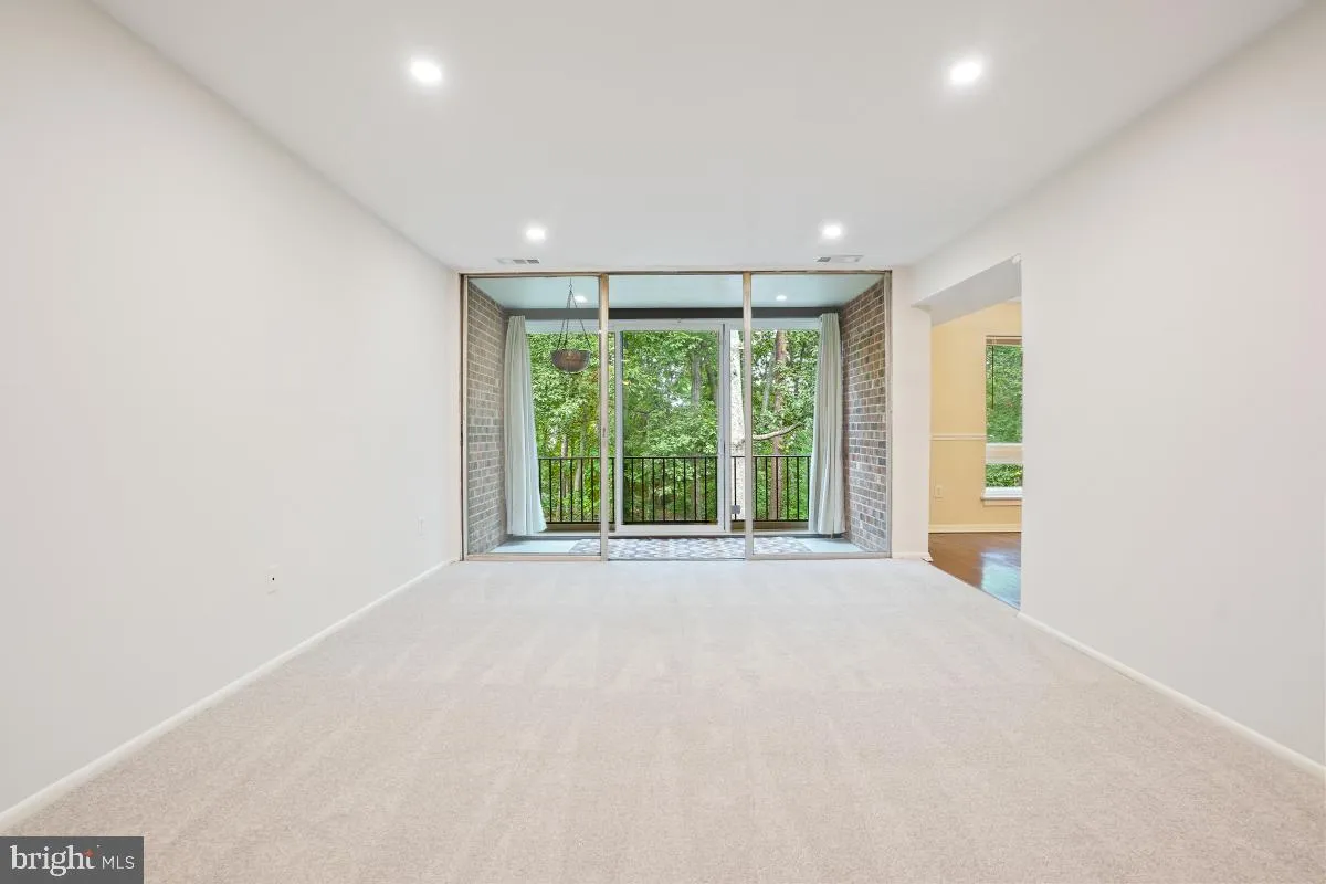 8409 GREENBELT ROAD, Greenbelt, MD 20770