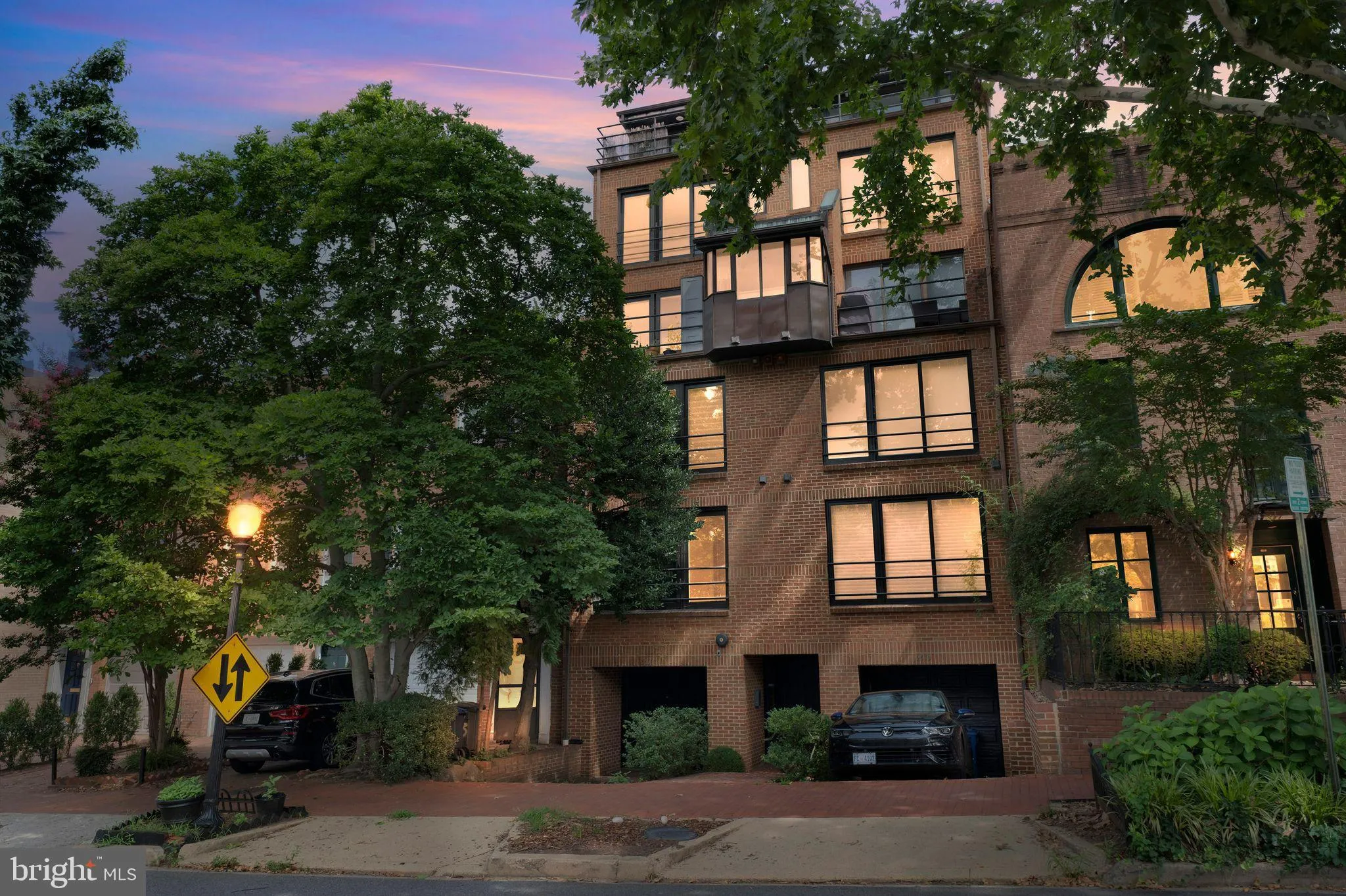 2519 I STREET, Washington, DC 20037