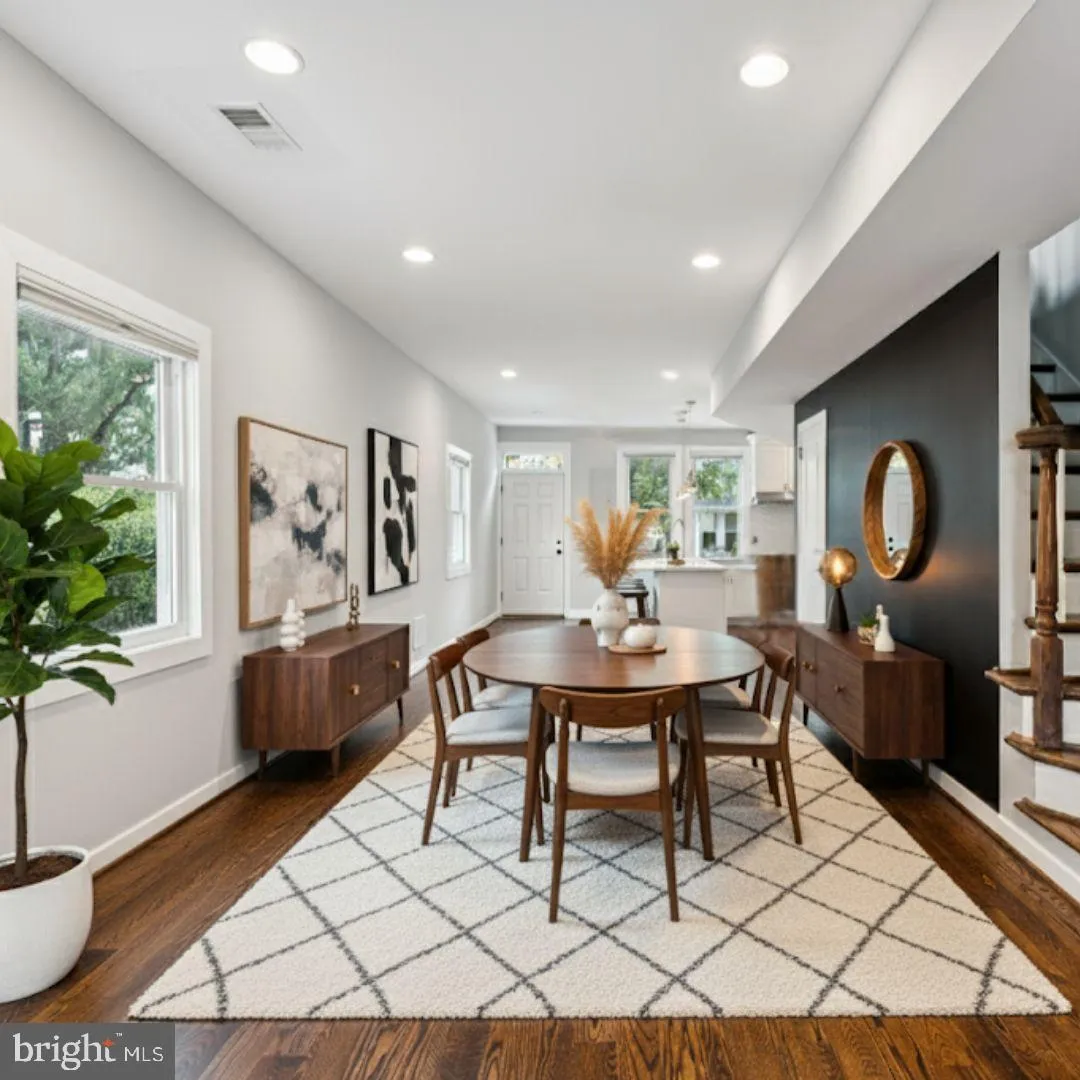 1528 GALES STREET, Washington, DC 20002