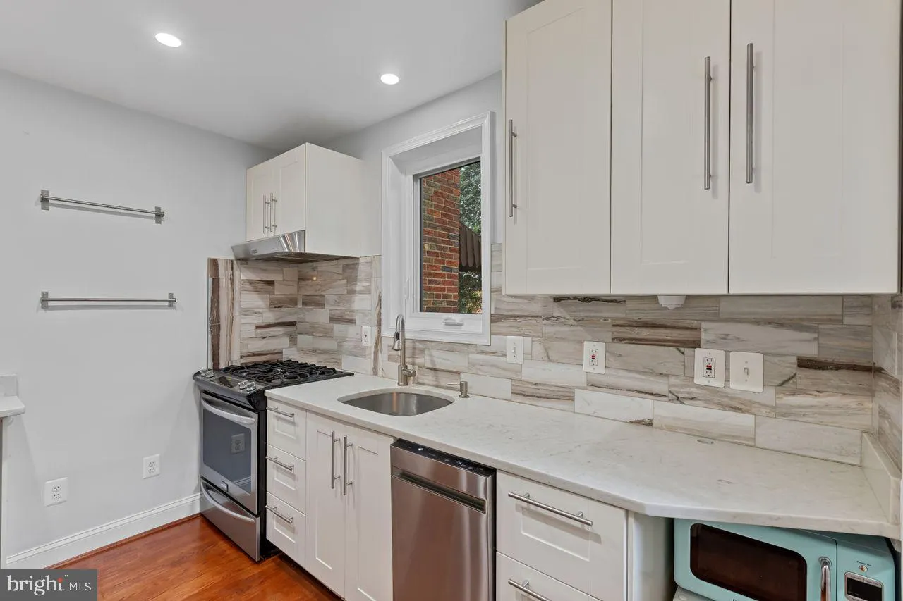708 UNDERWOOD STREET, Washington, DC 20012
