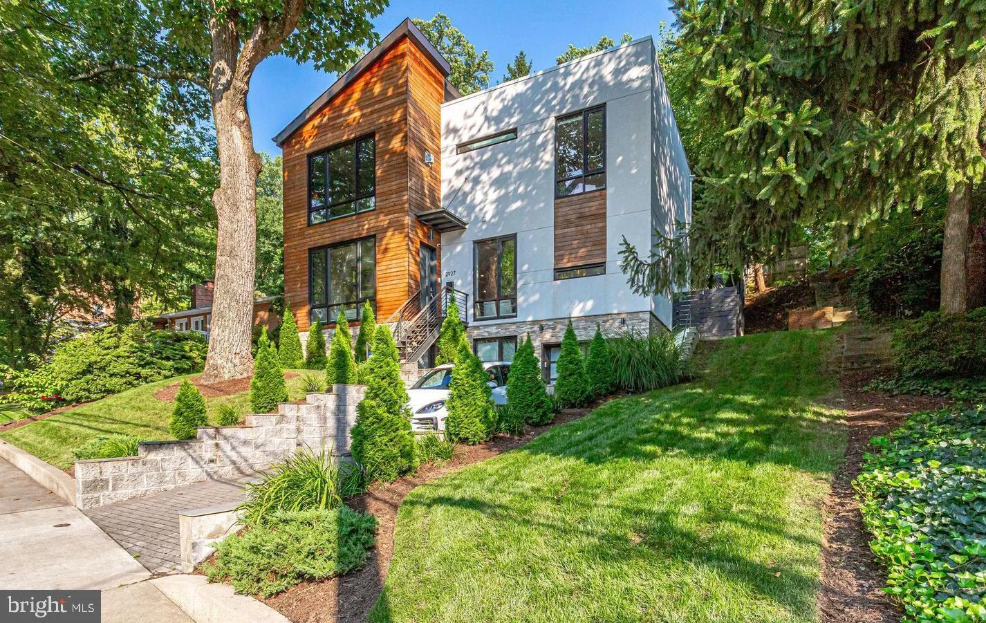 2927 ARIZONA AVENUE, Washington, DC 20016