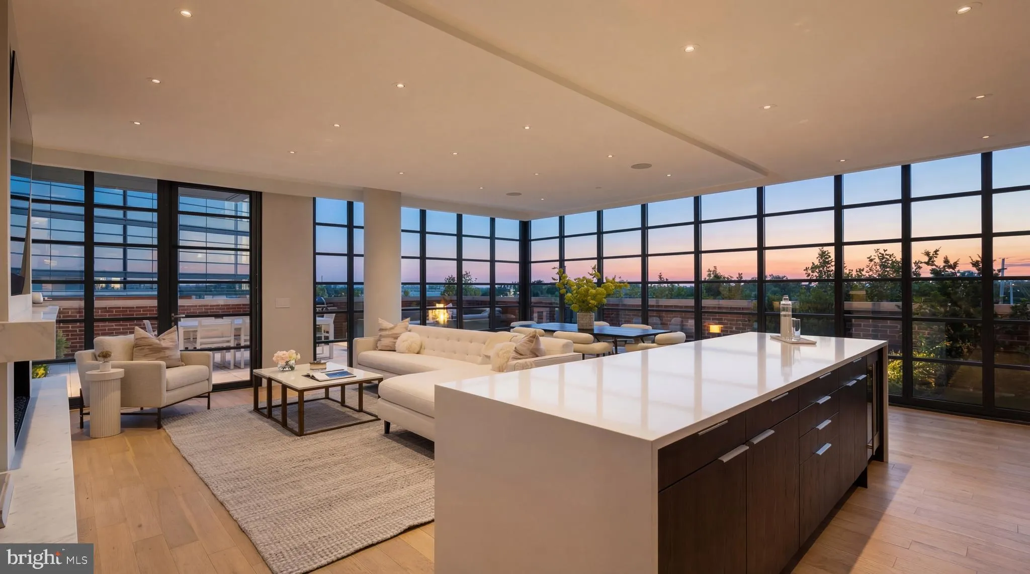 45 SUTTON SQUARE, Washington, DC 20024
