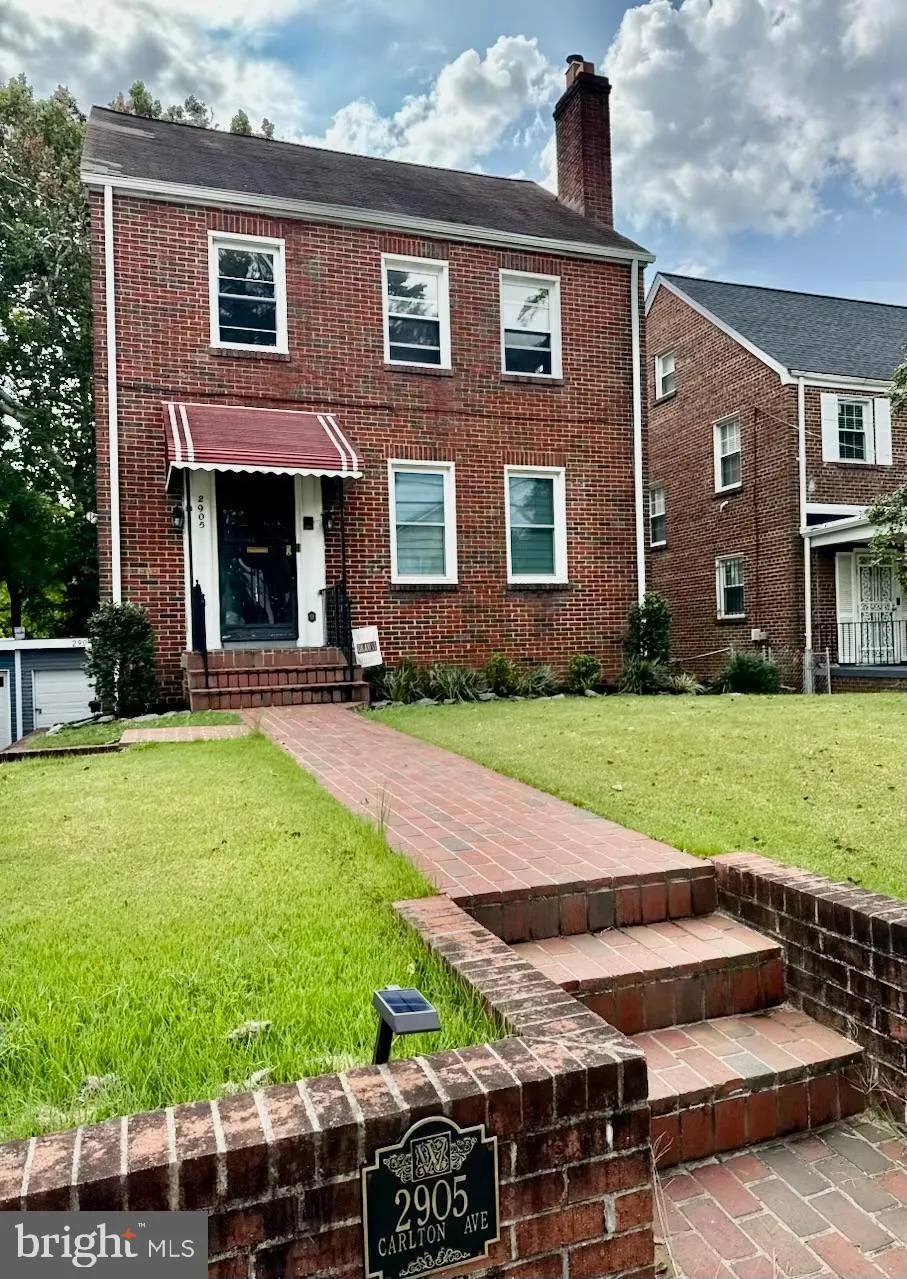 2905 CARLTON AVENUE, Washington, DC 20018