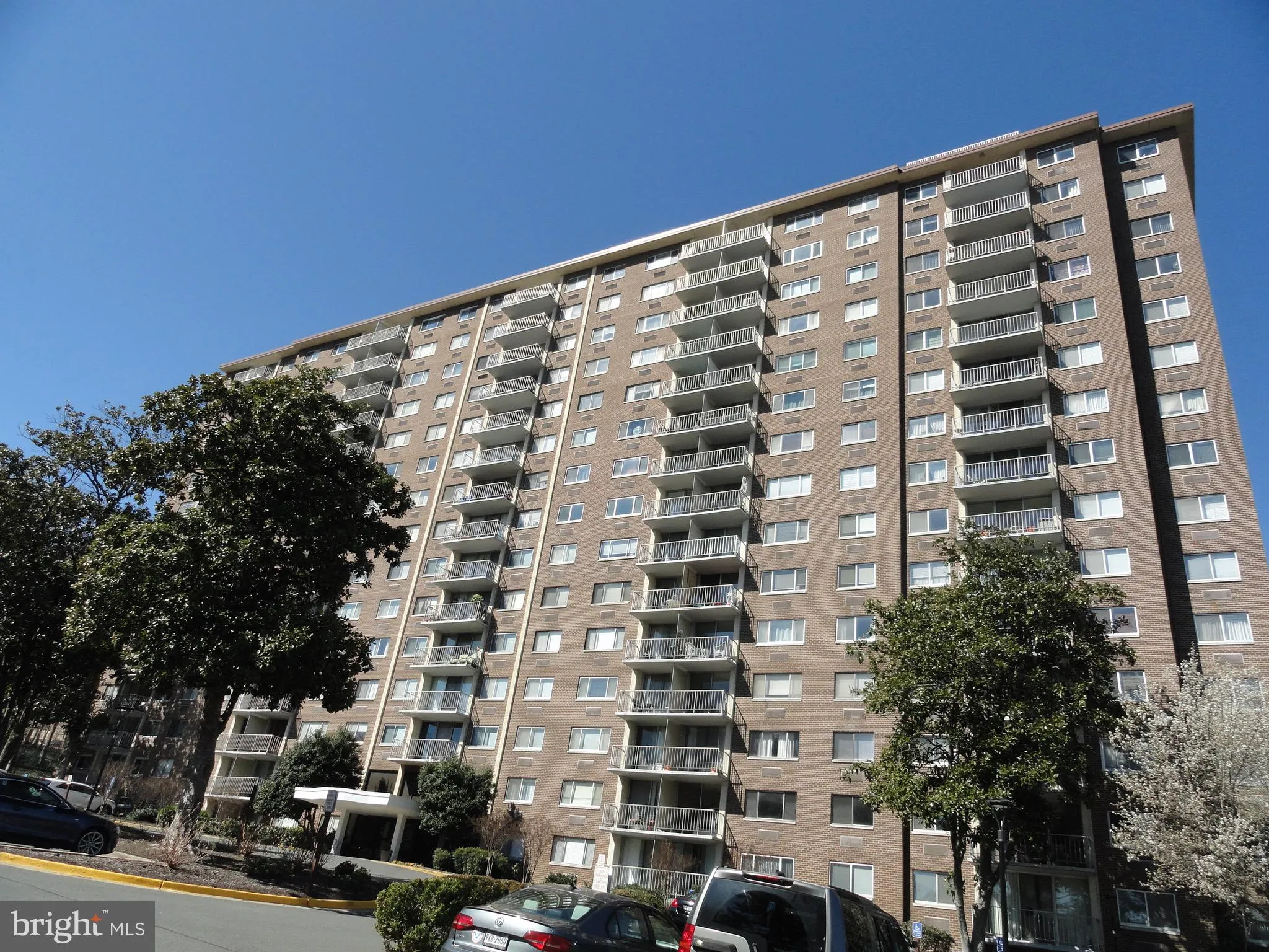 2059 HUNTINGTON AVENUE, Alexandria, VA 22303