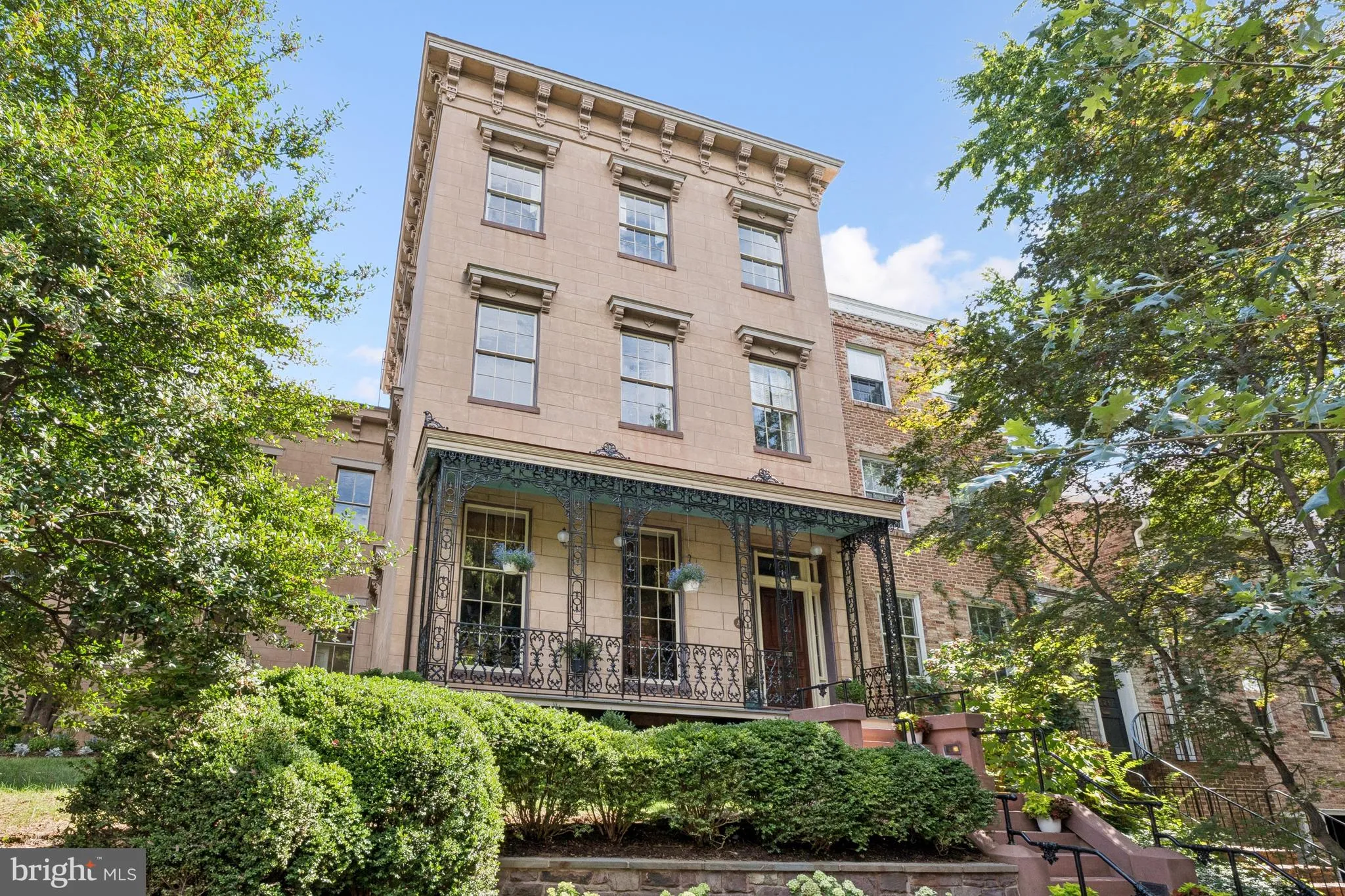 1527 35TH STREET, Washington, DC 20007