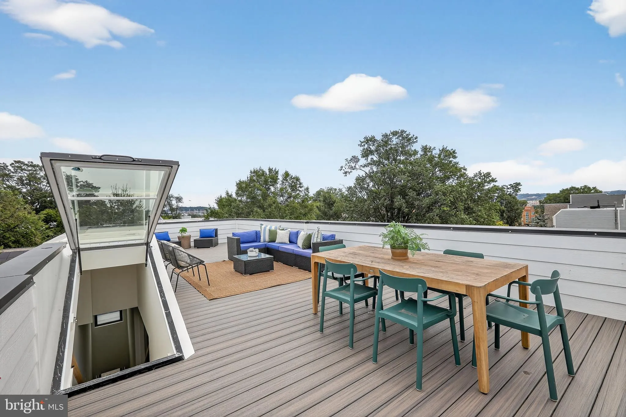 828 21ST STREET, Washington, DC 20002