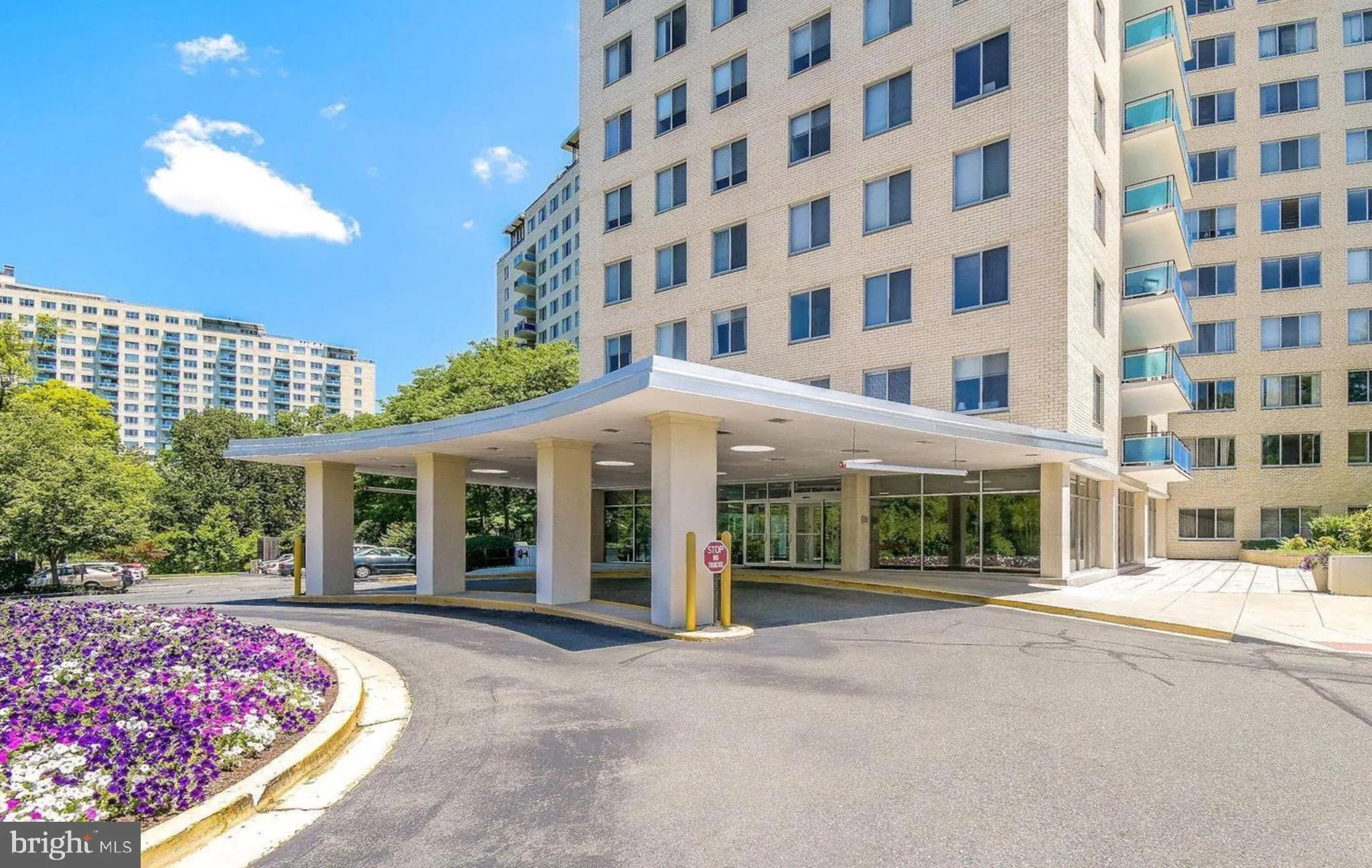 10401 GROSVENOR PLACE, Rockville, MD 20850