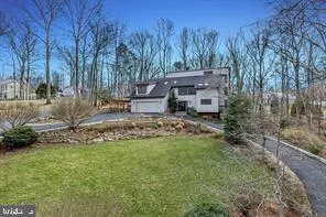 10227 LAWYERS ROAD, Vienna, VA 22181