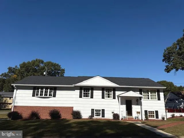 750 215TH STREET, Pasadena, MD 21122