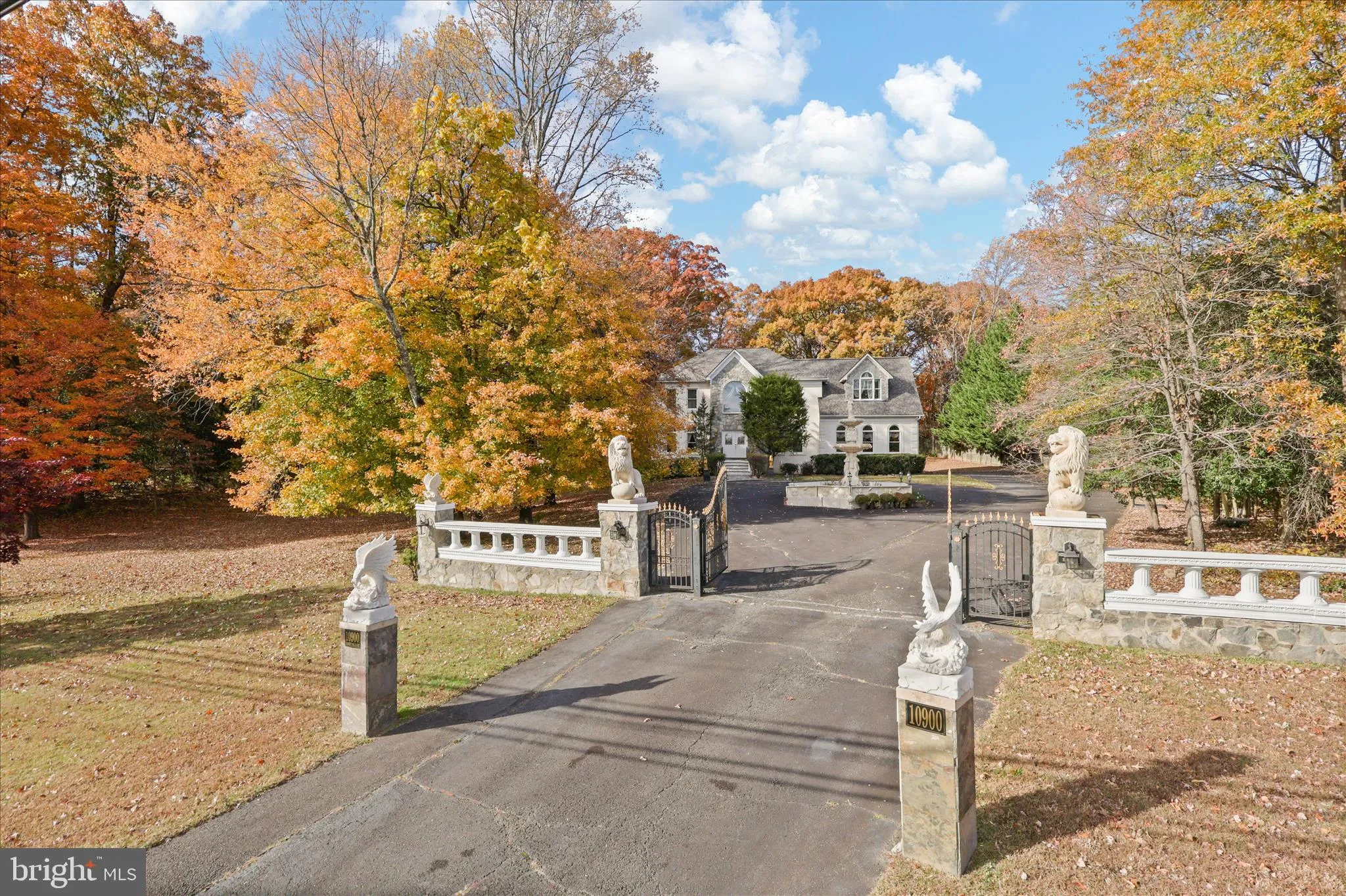 10900 SUNSET HILLS ROAD, Reston, VA 20190