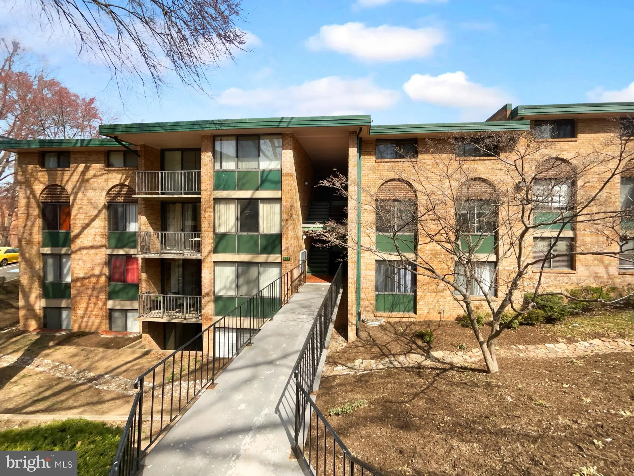 519 ARMISTEAD STREET, Alexandria, VA 22312