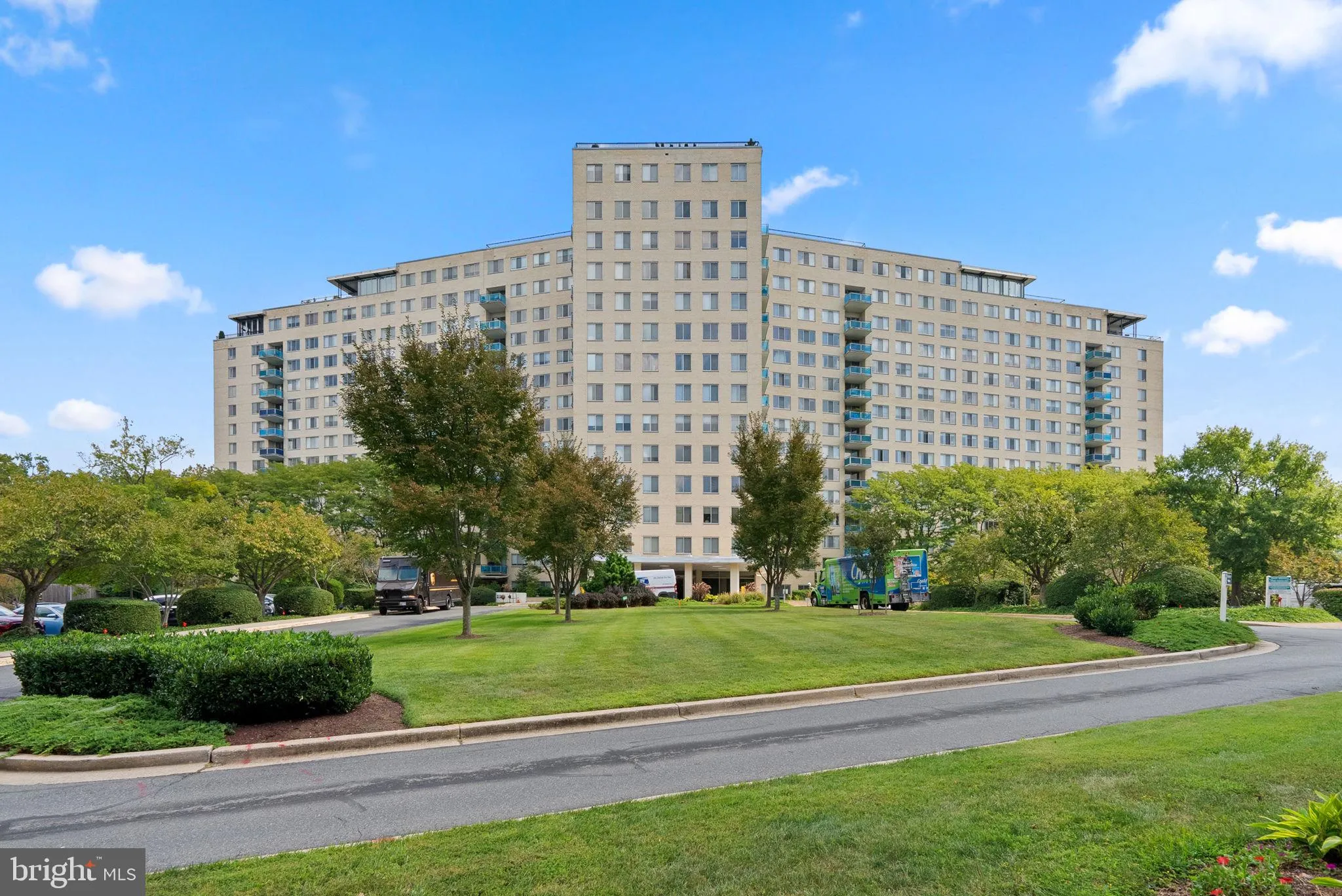 10401 GROSVENOR PLACE, Rockville, MD 20852