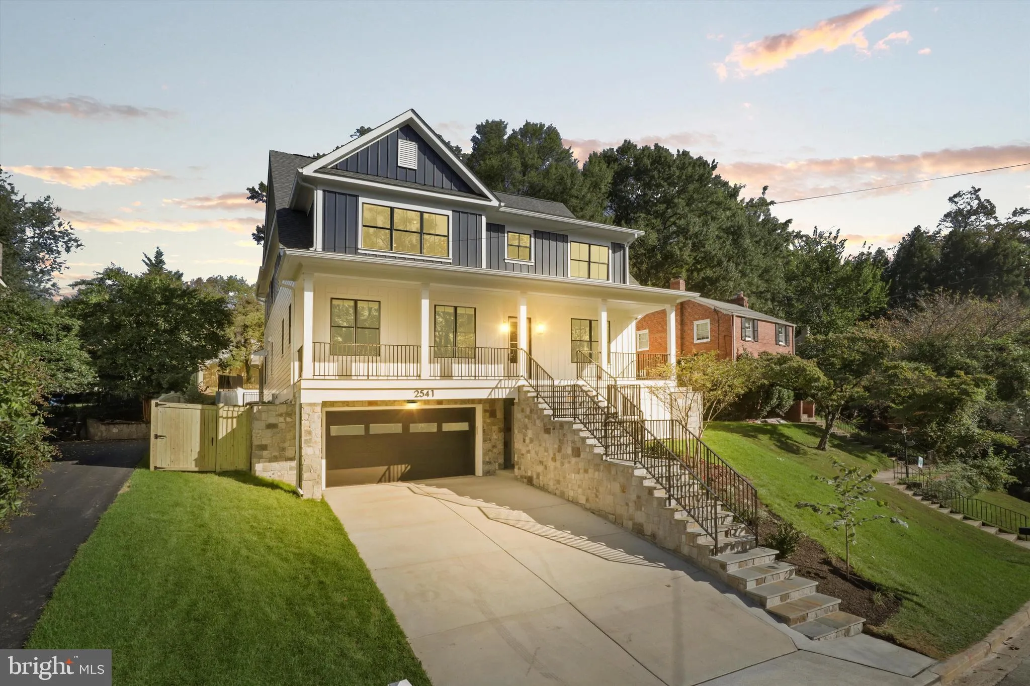 2541 23RD ROAD, Arlington, VA 22207