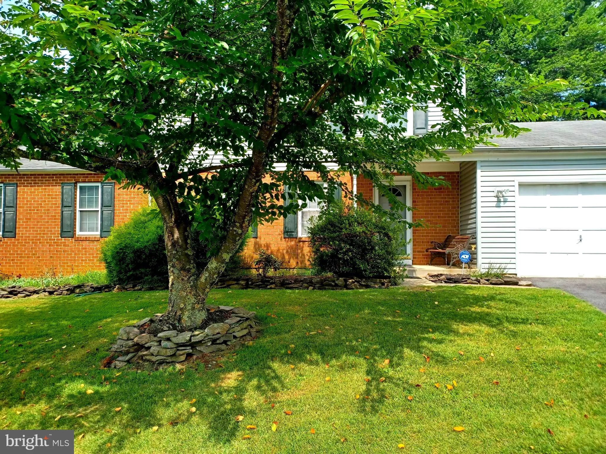 17 BLACKBURN COURT, Burtonsville, MD 20866