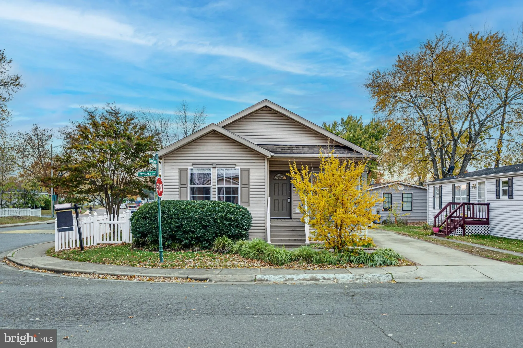 14640 LUFTHANSA CIRCLE, Chantilly, VA 20151