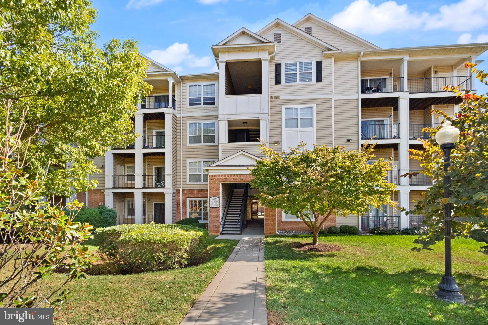 19625 GALWAY BAY CIRCLE, Germantown, MD 20874