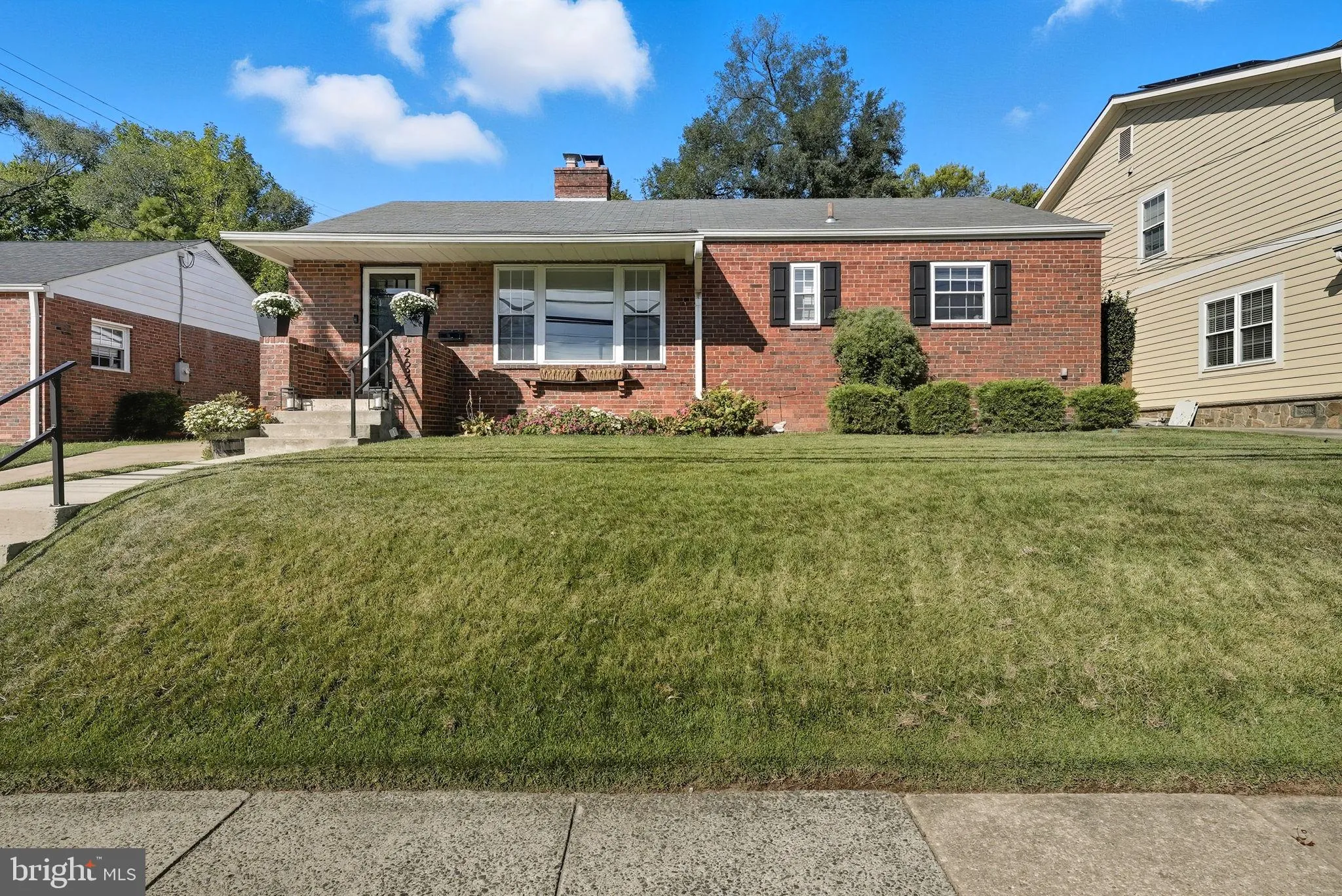 2632 SYCAMORE STREET, Arlington, VA 22207
