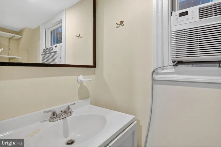 1829 Monroe St Nw, Washington, District of Columbia 20010