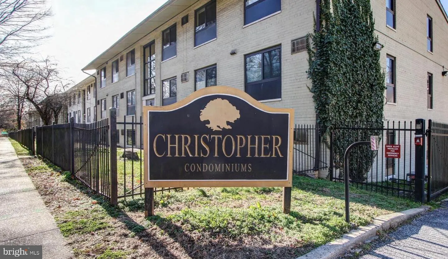 3109 NAYLOR ROAD, Washington, DC 20020