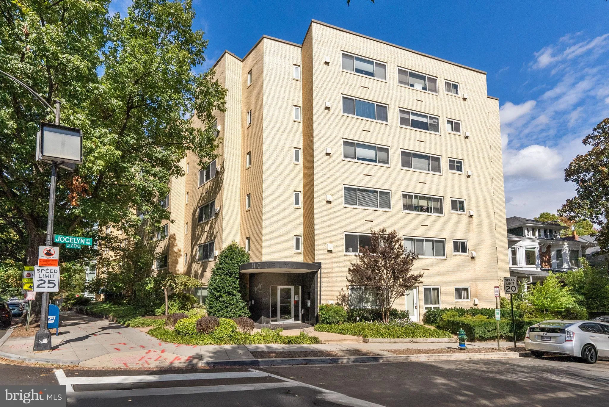 5315 CONNECTICUT AVENUE, Washington, DC 20015