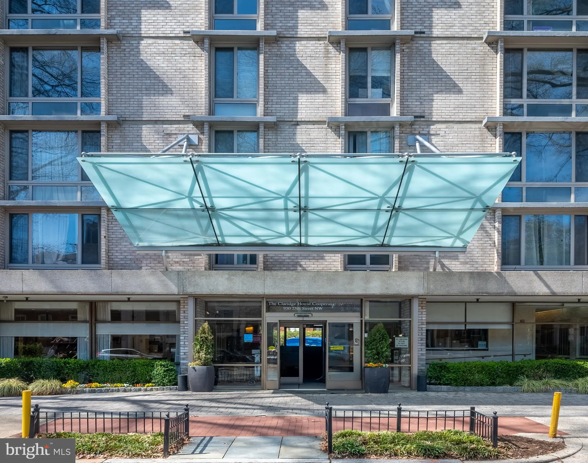 950 25TH STREET, Washington, DC 20037