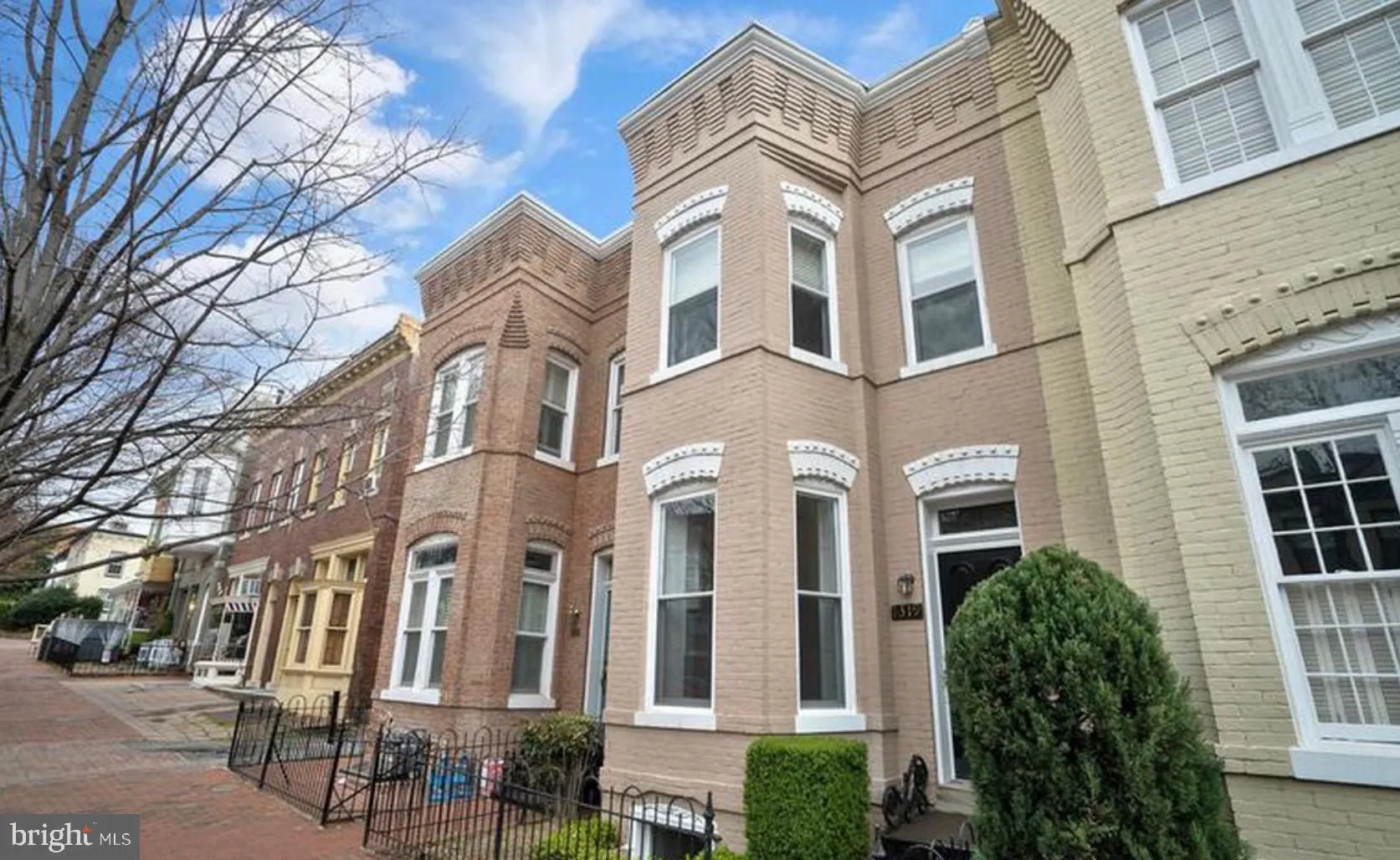 1319 35TH STREET, Washington, DC 20007