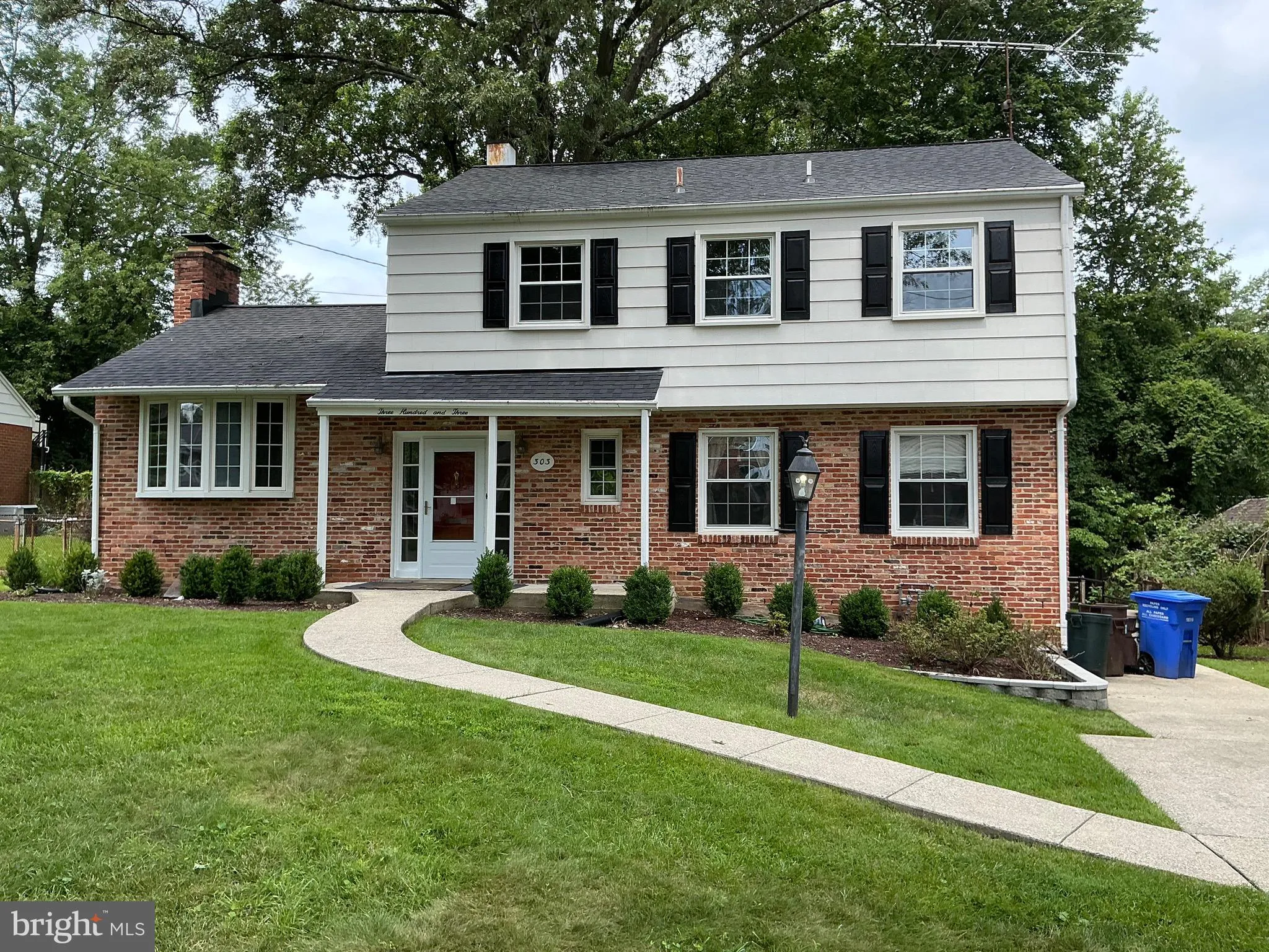 303 CHARLTON COURT, Silver Spring, MD 20902