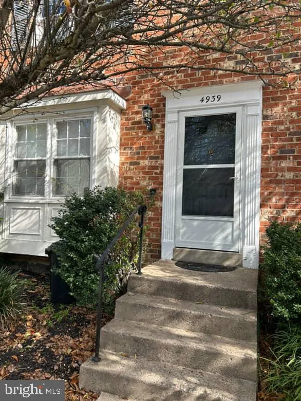 4939 MCFARLAND DRIVE, Fairfax, VA 22032