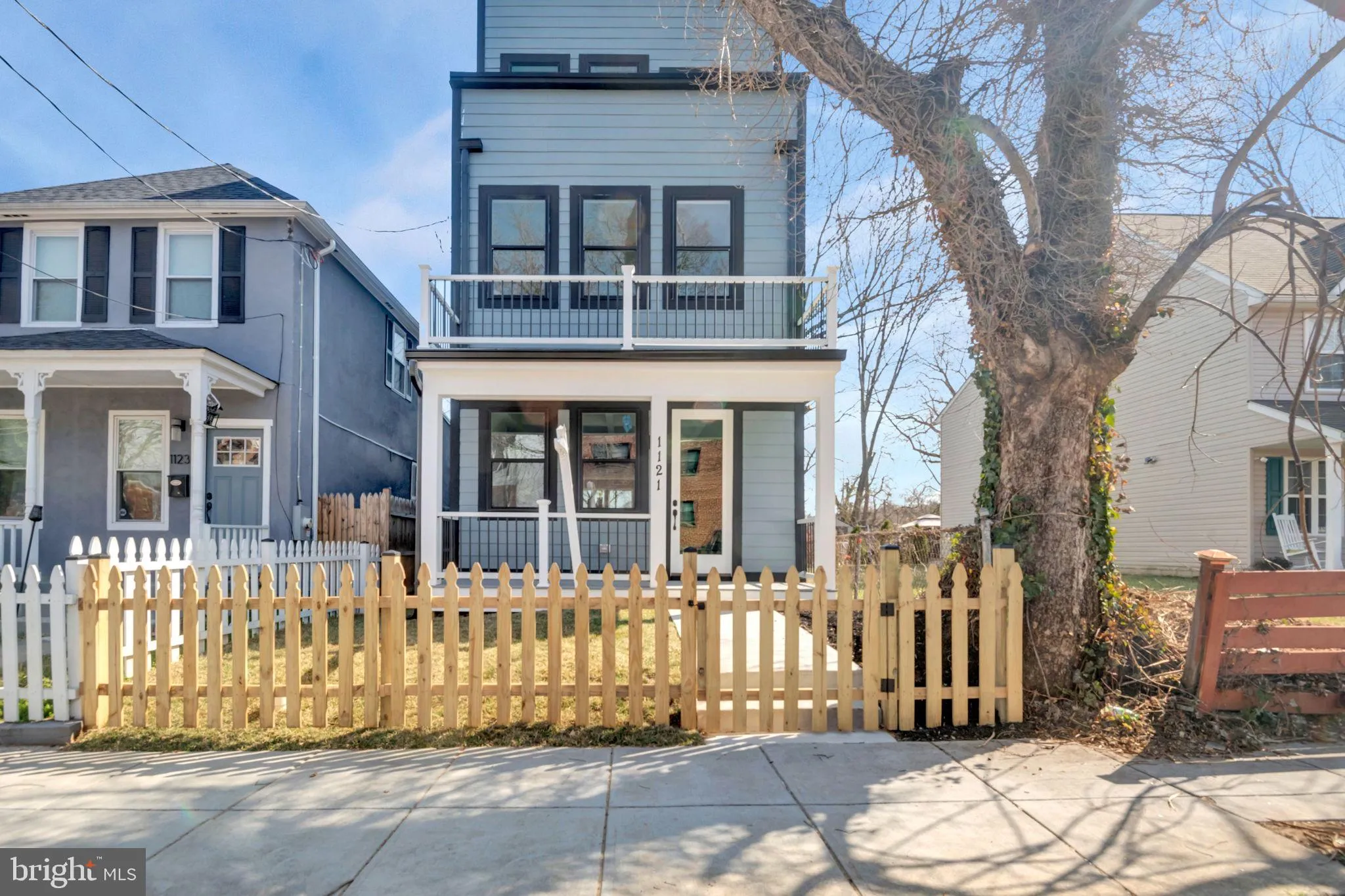 1121 48TH PLACE, Washington, DC 20019