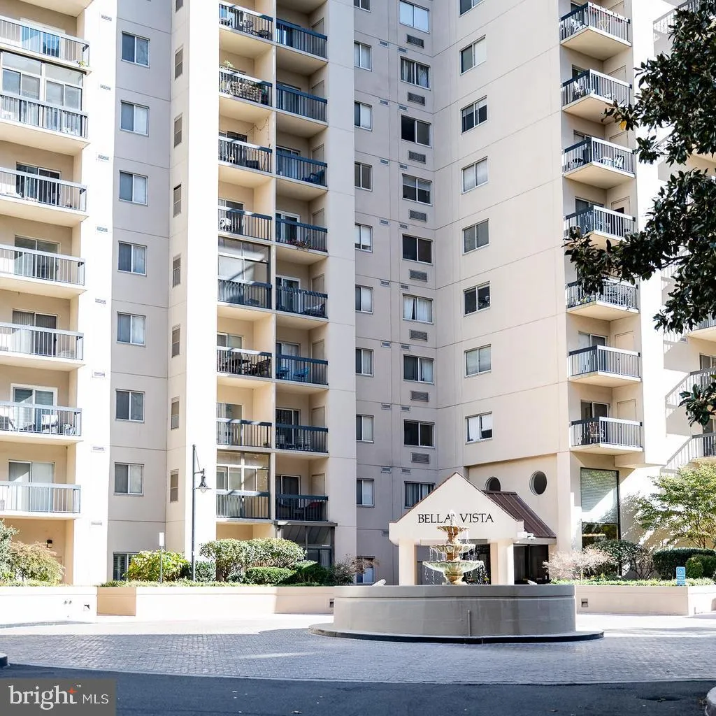 1211 EADS STREET, Arlington, VA 22202