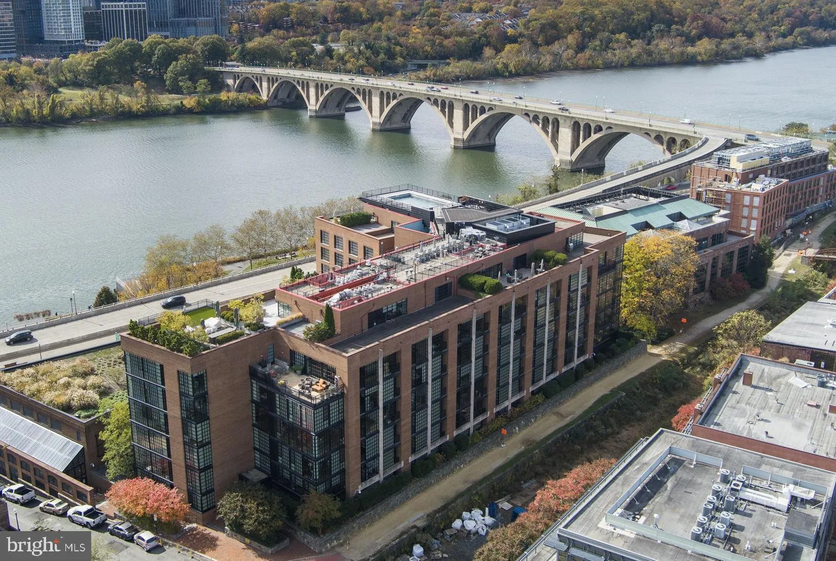 3303 WATER STREET, Washington, DC 20007