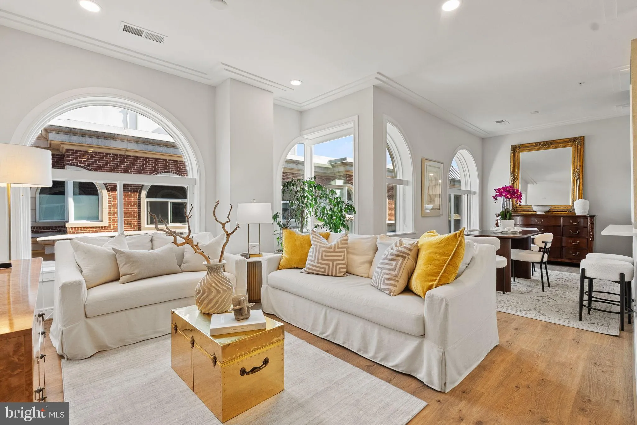 625 SLATERS LANE, Alexandria, VA 22314