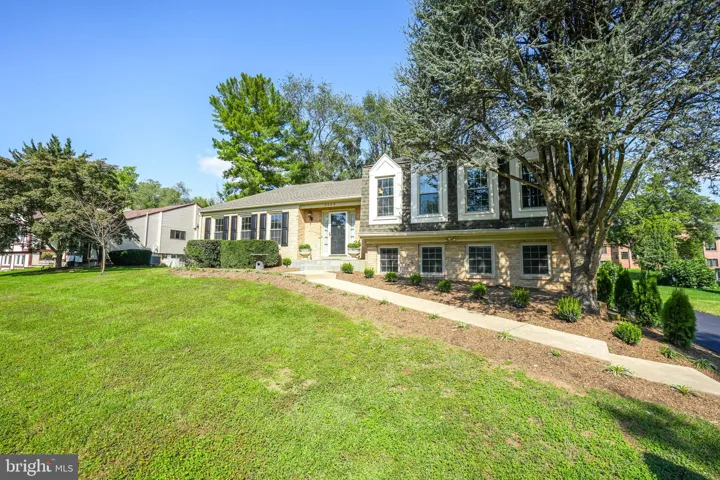 9420 Lakeside Dr, Vienna, Virginia 22182