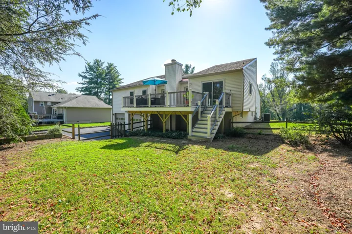 9420 Lakeside Dr, Vienna, Virginia 22182