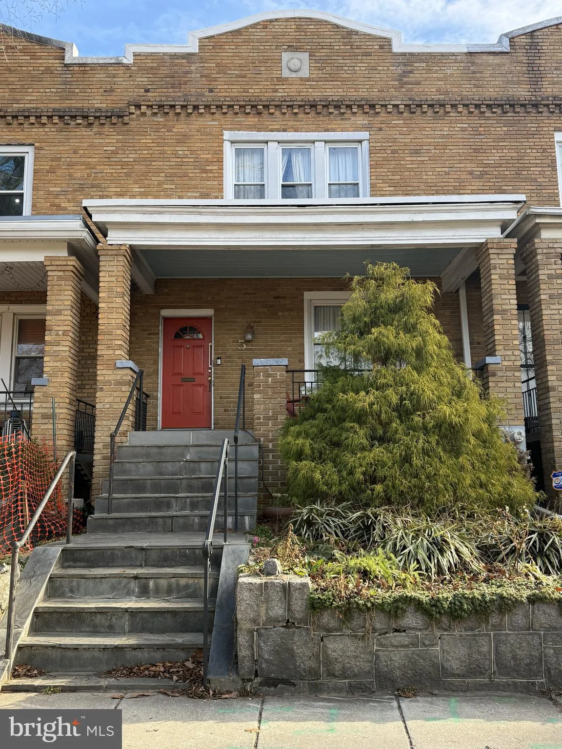 5 SHERMAN CIRCLE, Washington, DC 20011