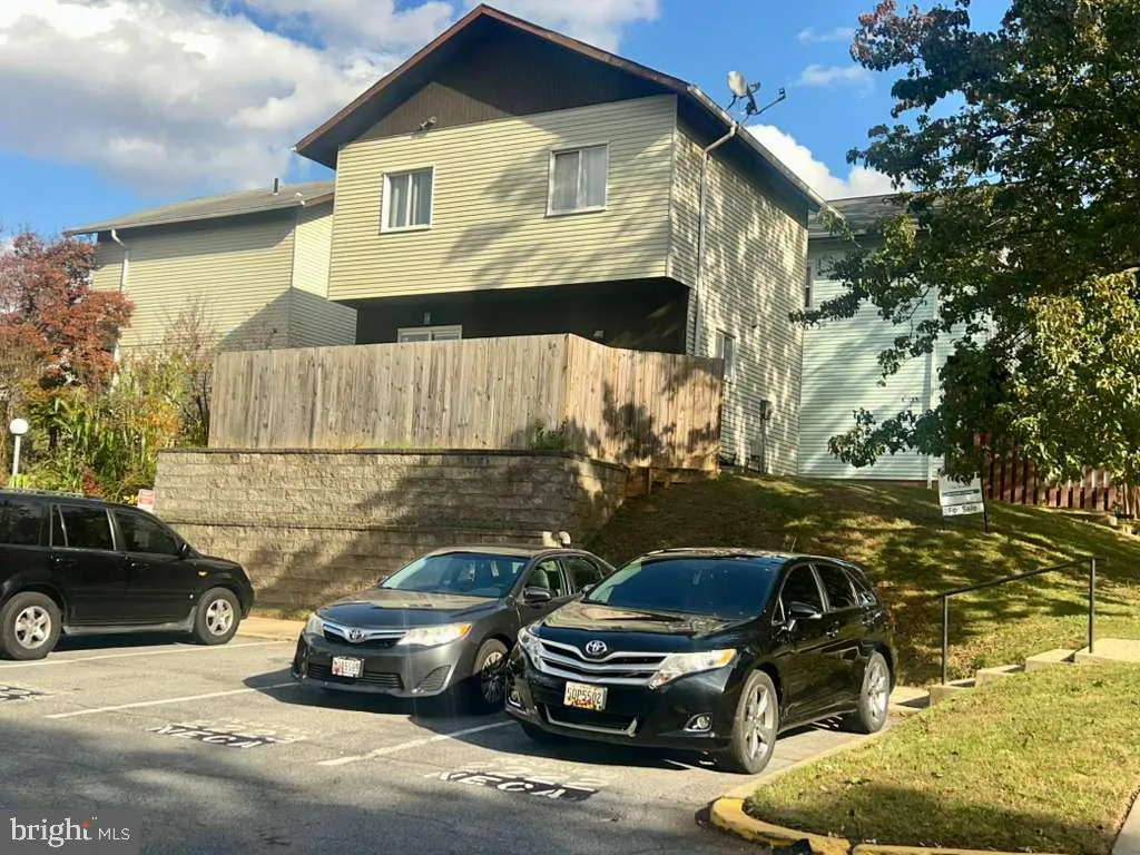 42 BRIAN COURT, Gaithersburg, MD 20877