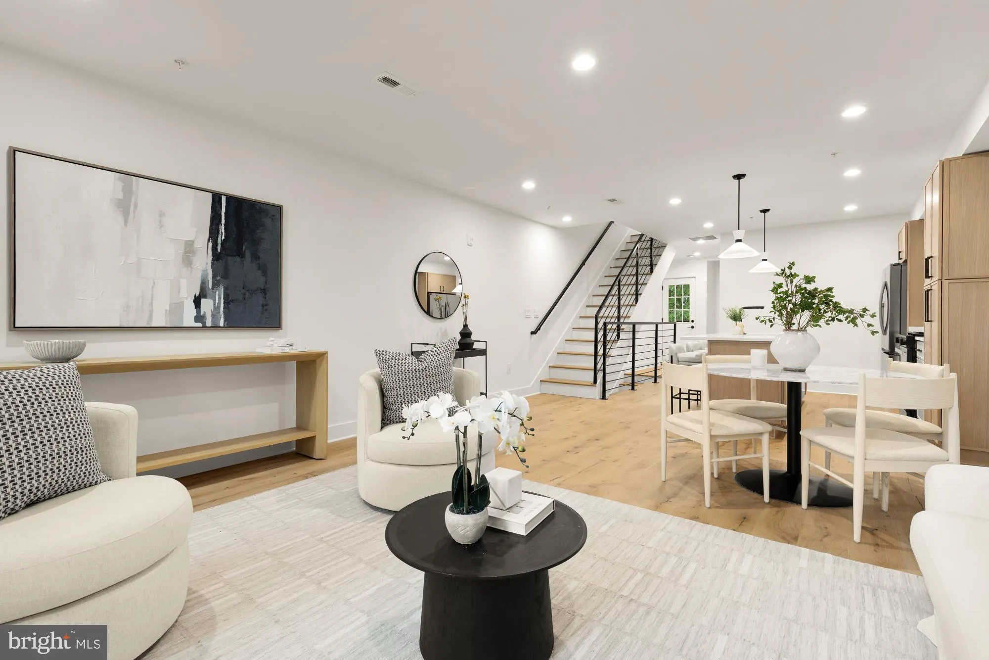 1325 ORREN STREET, Washington, DC 20002