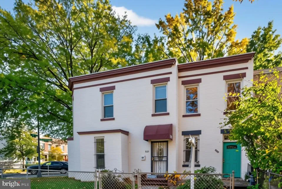 831-833 L STREET, Washington, DC 20002
