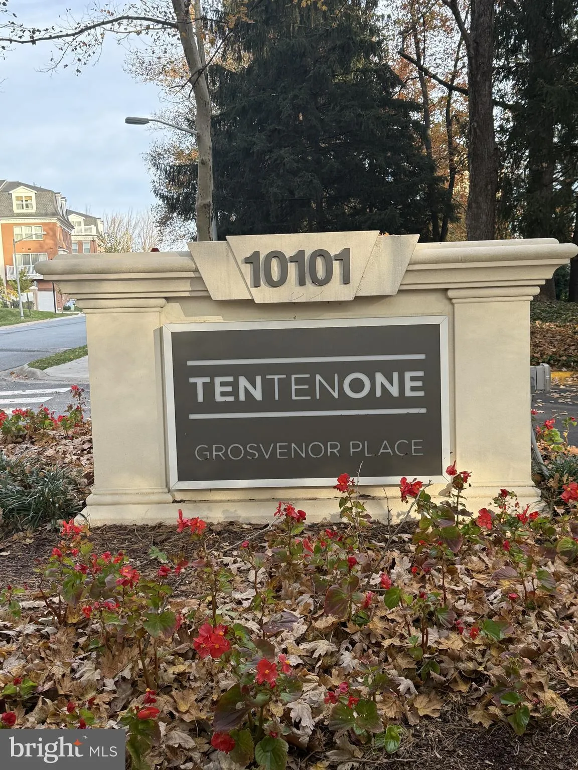 10101 GROSVENOR PLACE, Rockville, MD 20852