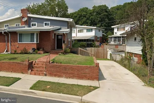 1324 GALLOWAY STREET, Washington, DC 20017
