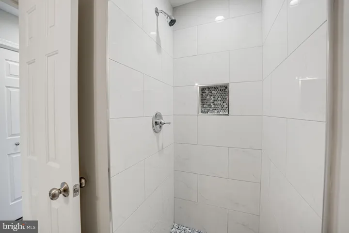 2815 Lee Oaks Ct #302, Falls Church, Virginia 22046