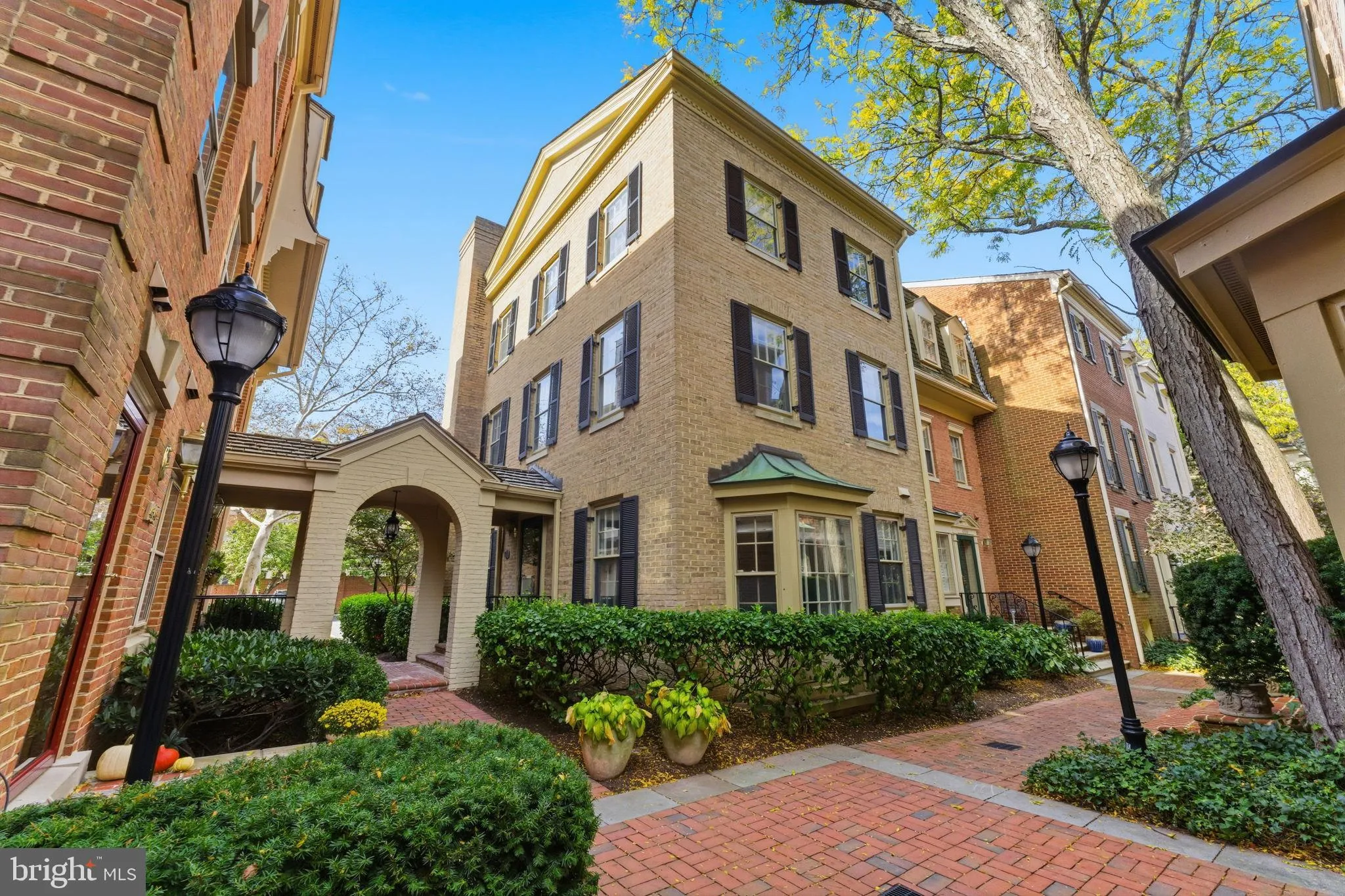 4354 WESTOVER PLACE, Washington, DC 20016