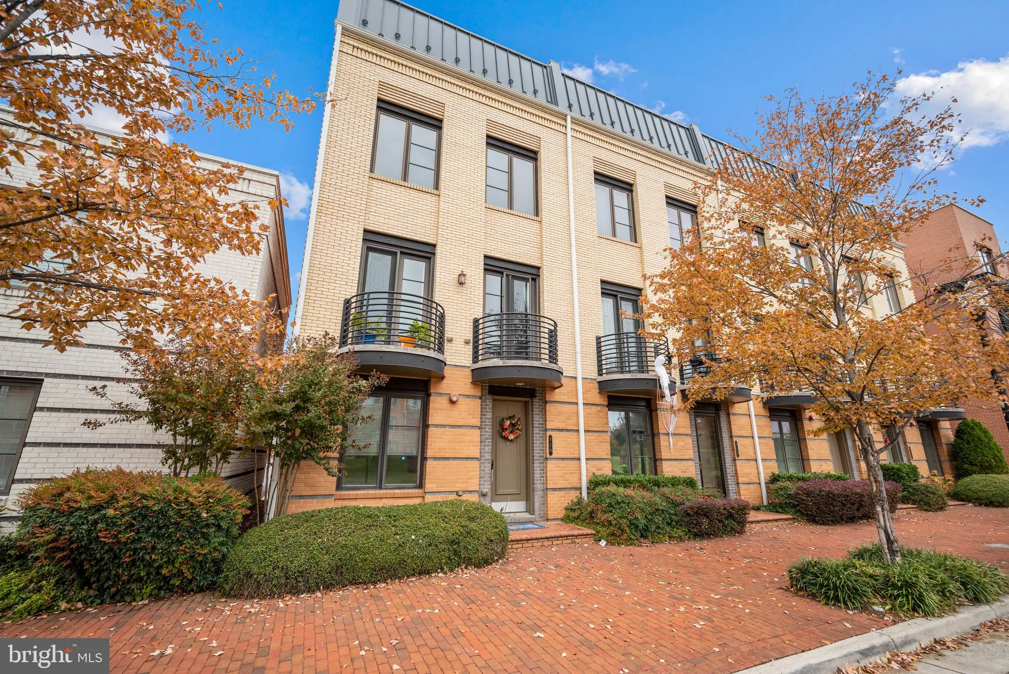 710 HOWELL AVENUE, Alexandria, VA 22301