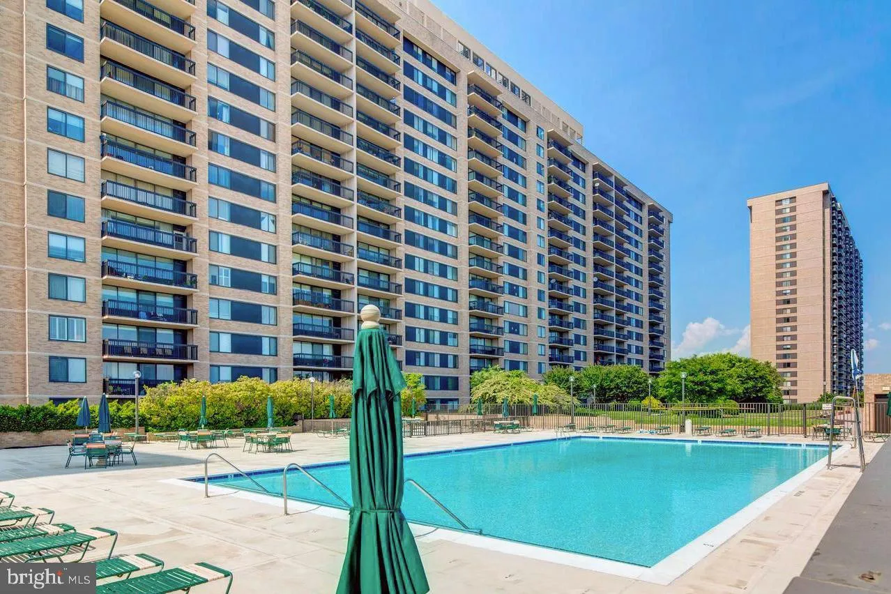 3709 GEORGE MASON DRIVE, Falls Church, VA 22041