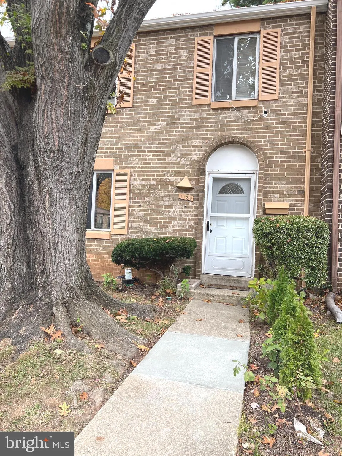 1132 SIDE DRIVE, Gaithersburg, MD 20878