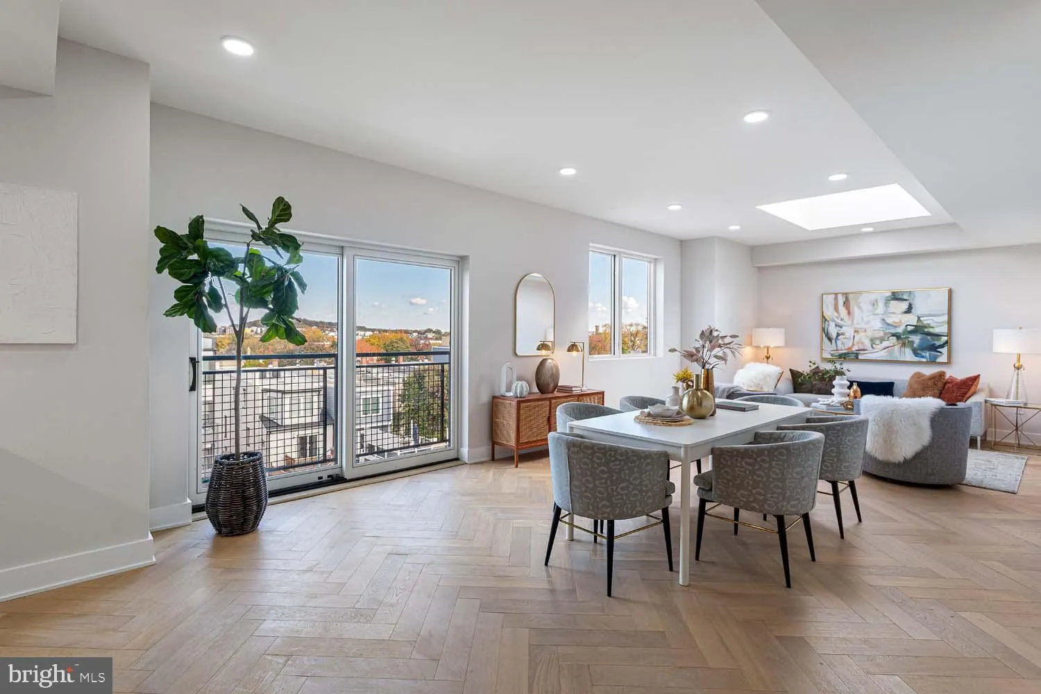 1516 EAST CAPITOL STREET, Washington, DC 20003