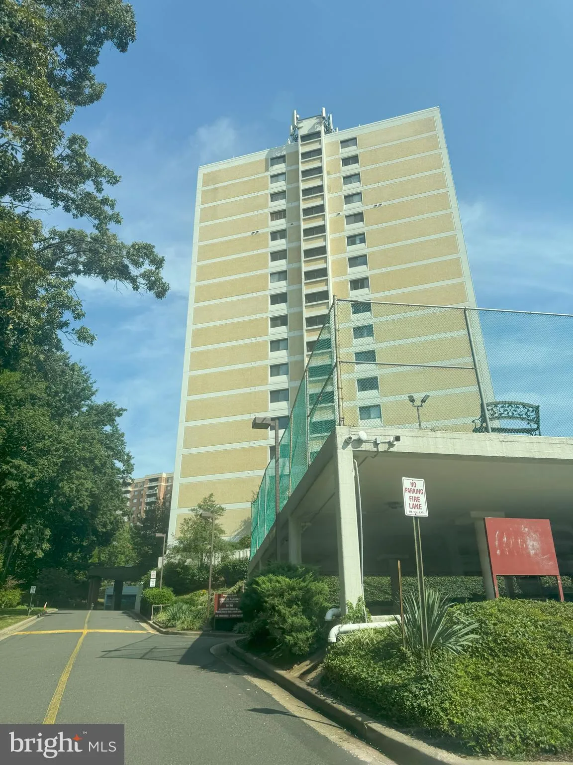 6101 EDSALL ROAD, Alexandria, VA 22304